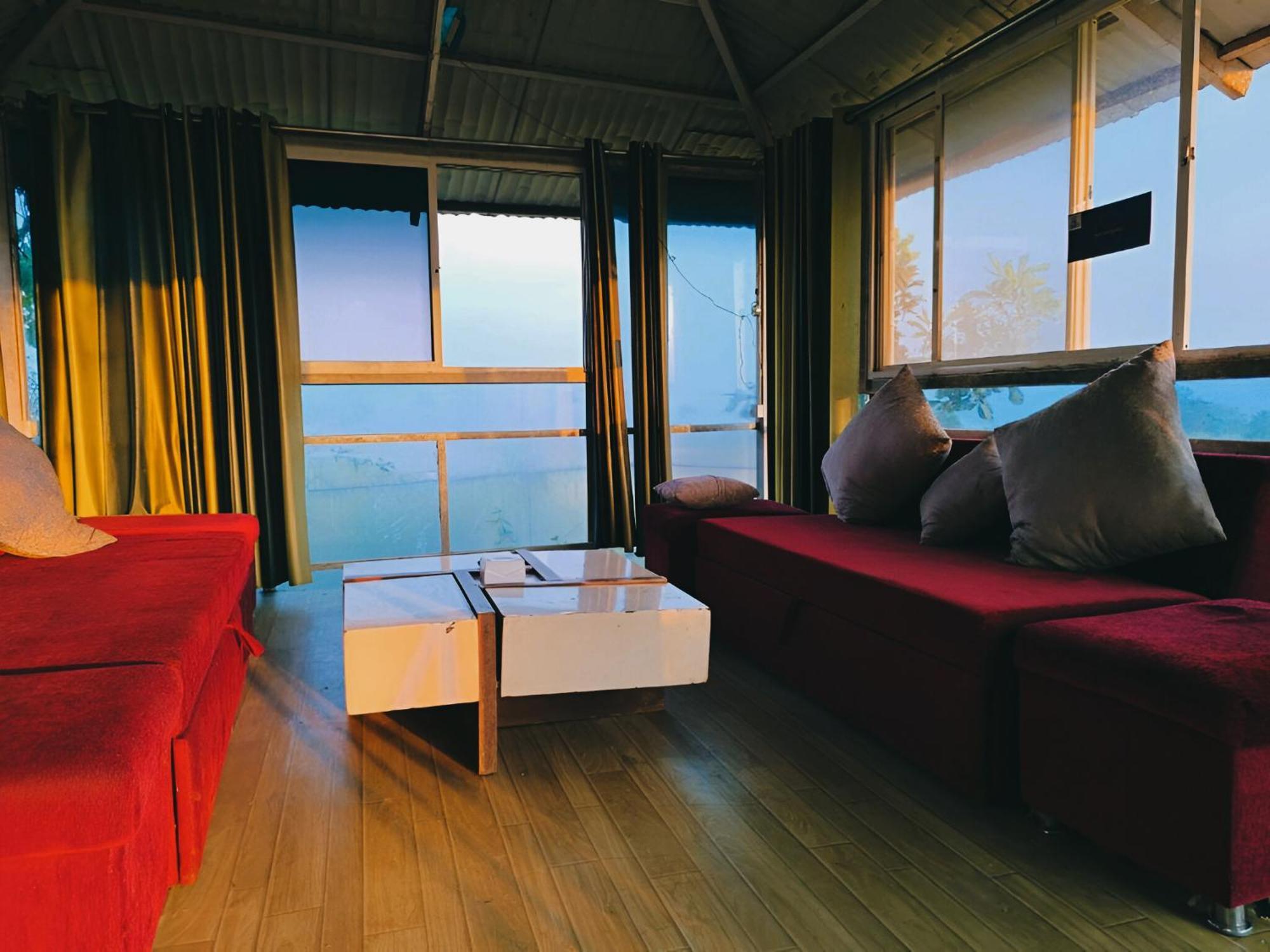 Forrest Homestay Villa Bhor Zewnętrze zdjęcie